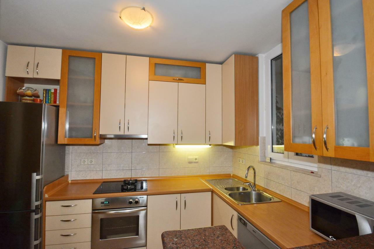 Apartman Vanja Omiš Екстериор снимка